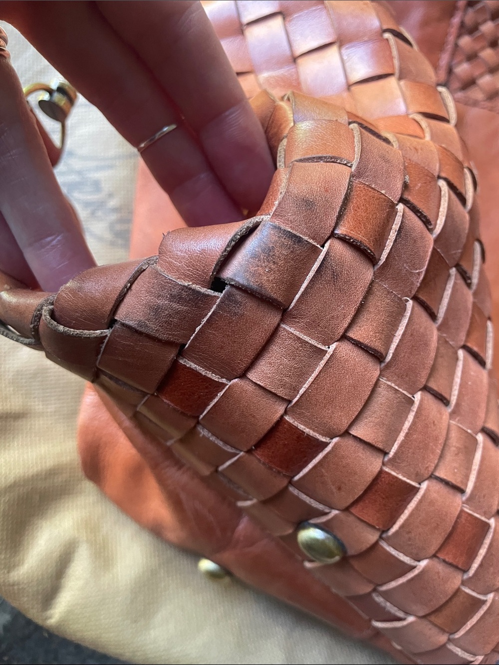 Patricia Nash Tan Brown Woven Leather Shoulder Bag - Picture 7 of 8